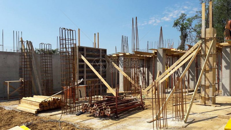 建筑施工总承包合同范本：关键要素与审查要点**